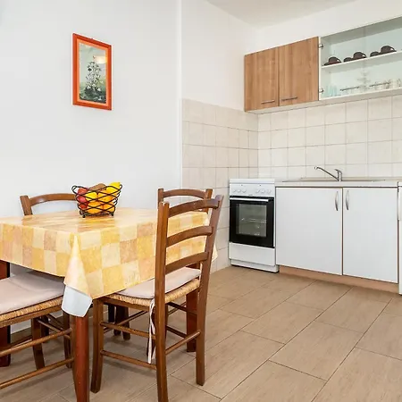 Apartament Matea