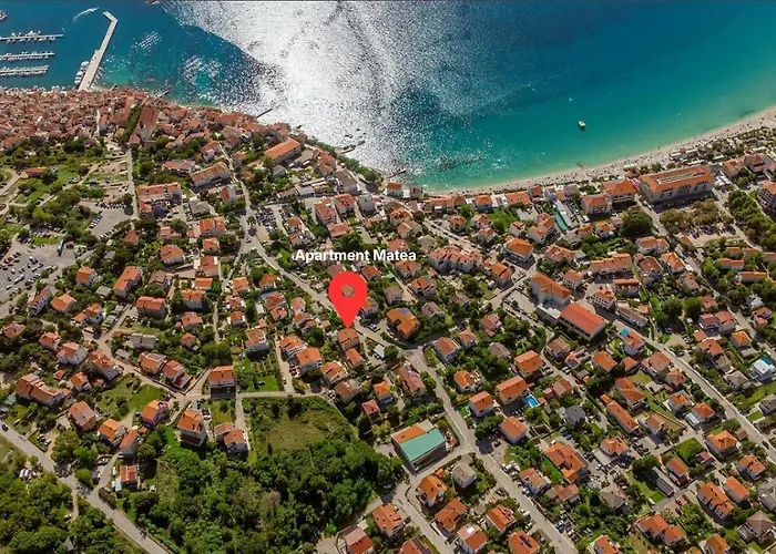 Matea With Balcony Apartament *