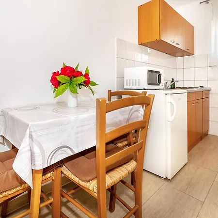 Matea Appartement Baška